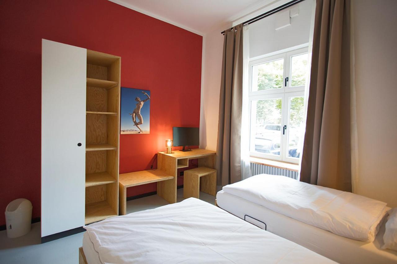 Schillinger-Berlin Am Tempelhofer Feld Aparthotel Eksteriør bilde